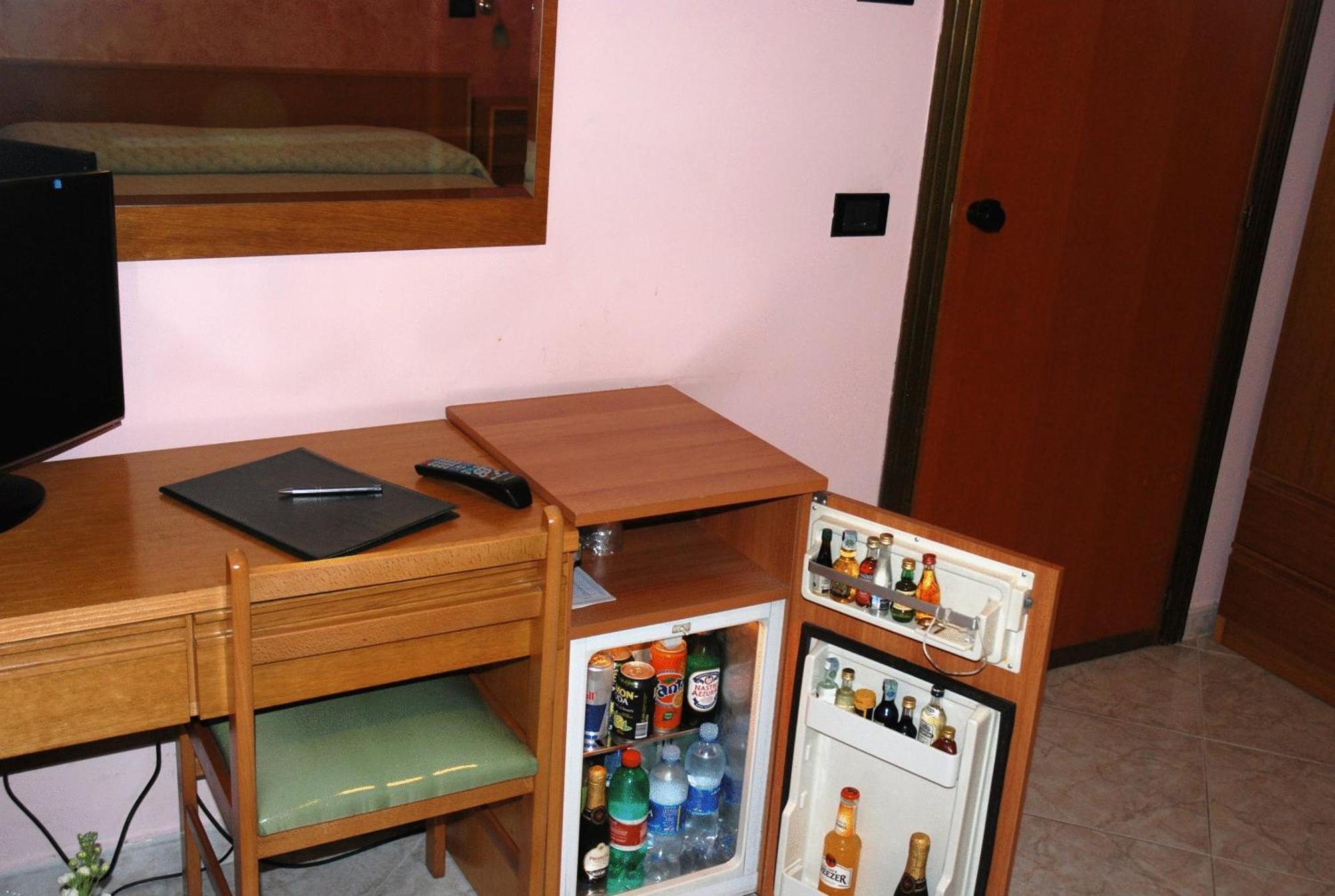 Hotel Grillo Verde Torre Annunziata Bagian luar foto