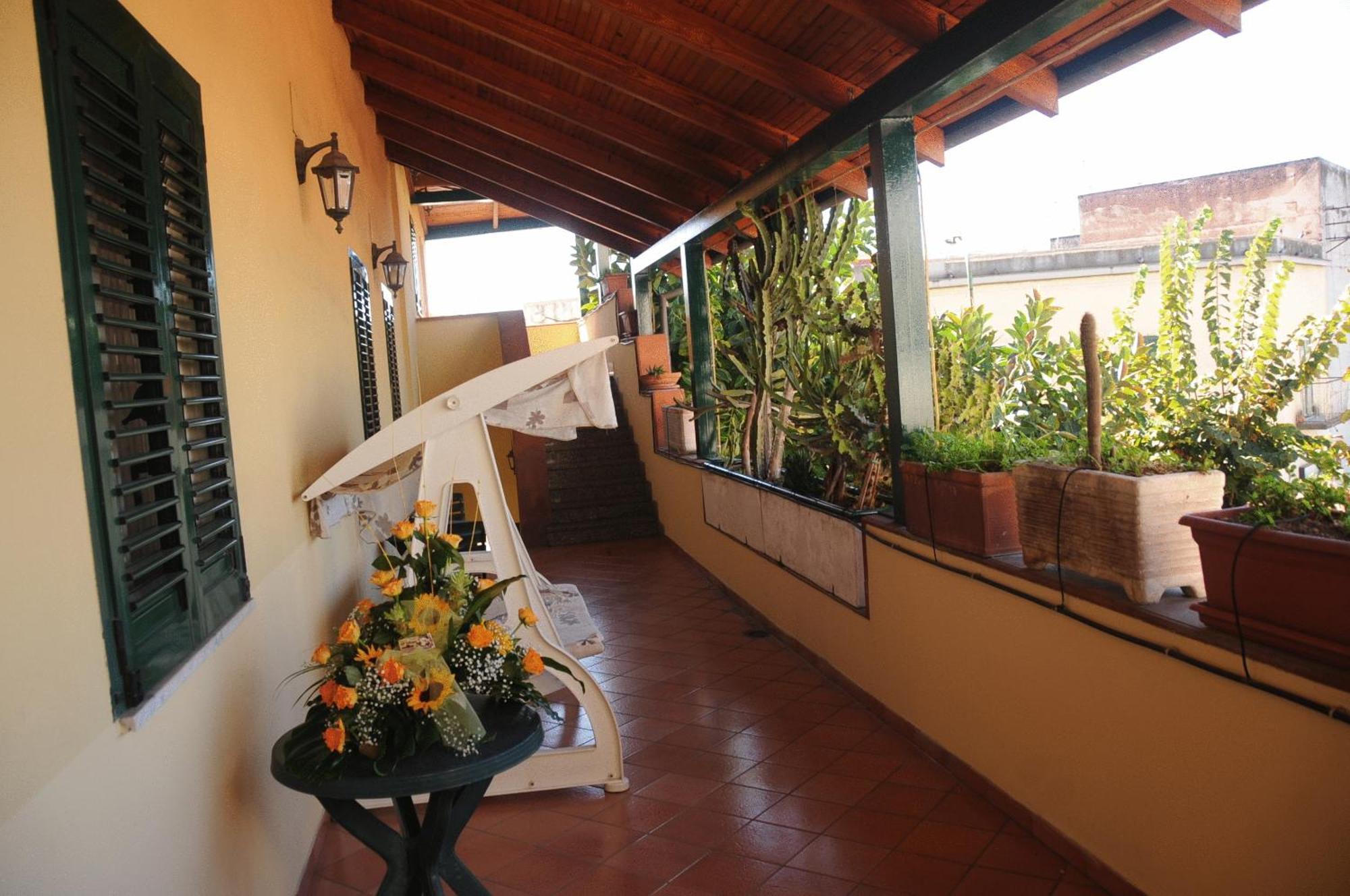 Hotel Grillo Verde Torre Annunziata Bagian luar foto